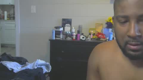 Snapshot of delta7012 chatting on 02-11-25, 02:46 delta7012 online show from 02-11-25, 02:46