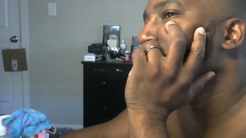 Snapshot of delta7012 chatting on 02-28-25, 07:46 delta7012 online show from 02-28-25, 07:46