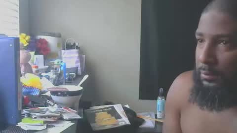 Snapshot of delta7012 chatting on 02-10-26, 05:50 delta7012 online show from 02-10-26, 05:50