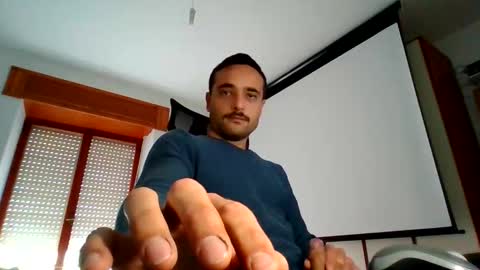 Snapshot of demarco108 chatting on 10-27-25, 07:56 demarco108 online show from 10-27-25, 07:56