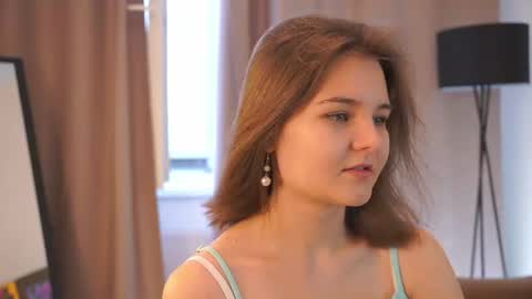 Snapshot of demetricekanady chatting on 06-18-26, 04:13 Hi my name is Sari nice to see you in my Room online show from 06-18-26, 04:13
