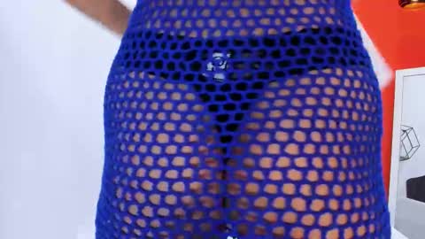 Snapshot of demi_hot69 chatting on 02-22-26, 11:31 Demi online show from 02-22-26, 11:31