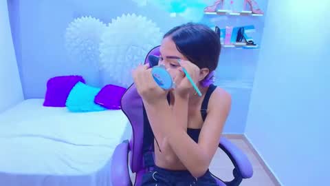 DEMI online show from 12-02-25, 12:43