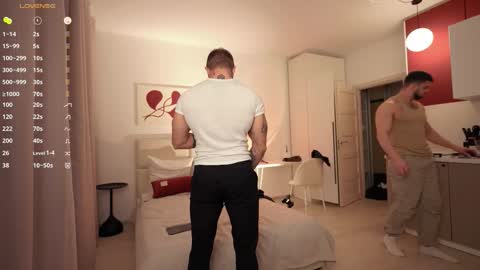 Snapshot of demianblake chatting on 10-24-25, 03:19 demianblake online show from 10-24-25, 03:19