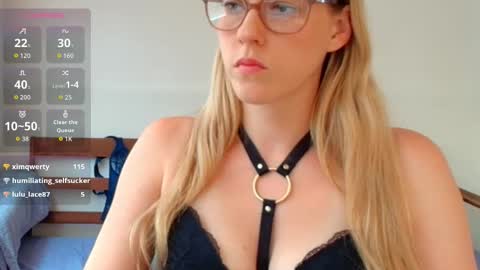 Snapshot of demigoddesslexie chatting on 12-14-25, 02:50 demigoddesslexie online show from 12-14-25, 02:50