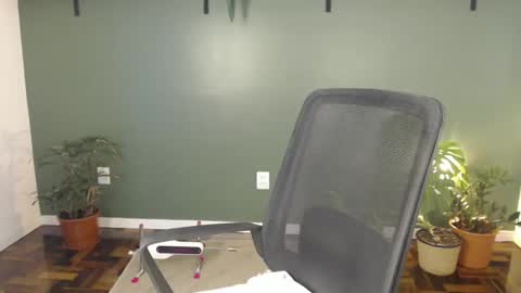 Snapshot of demmetria chatting on 03-19-26, 05:39 demmetria online show from 03-19-26, 05:39