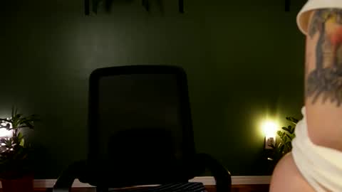 Snapshot of demmetria chatting on 06-01-26, 05:58 demmetria online show from 06-01-26, 05:58