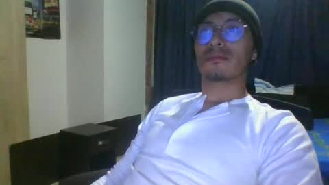 Snapshot of demon666dick chatting on 06-16-26, 04:15 demon666dick online show from 06-16-26, 04:15