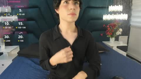 Snapshot of demon_foxx chatting on 05-27-26, 01:08 online show from 05-27-26, 01:08