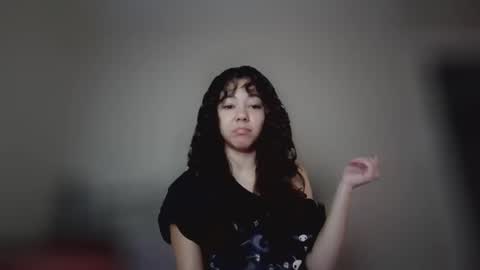 demoness_aurora online show from 04-14-26, 07:42