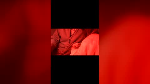 Snapshot of demonomad chatting on 12-17-25, 04:18 Demonomad online show from 12-17-25, 04:18