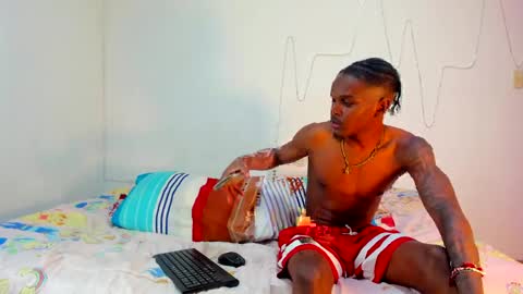 Snapshot of demonychloe chatting on 05-23-26, 03:23 demonychloe online show from 05-23-26, 03:23