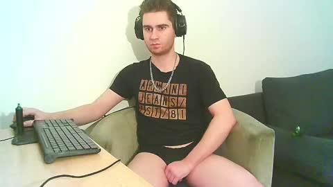 Dominik online show from 01-03-25, 04:22