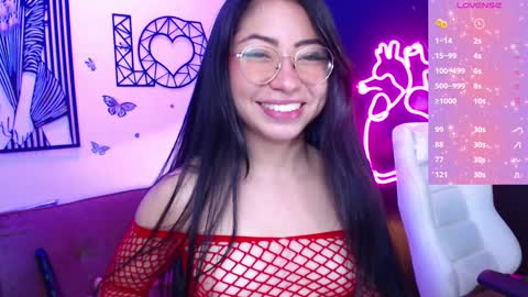 Snapshot of demyanderson_ chatting on 12-10-24, 06:54 Demy online show from 12-10-24, 06:54