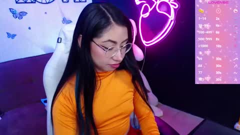 Snapshot of demyanderson_ chatting on 02-15-25, 11:14 Demy online show from 02-15-25, 11:14