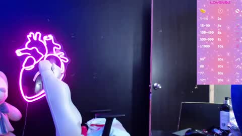 Snapshot of demyanderson_ chatting on 02-22-25, 08:50 Demy online show from 02-22-25, 08:50