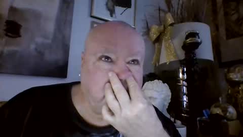 Snapshot of denboisvin2043 chatting on 12-10-24, 12:49 denboisvin2043 online show from 12-10-24, 12:49