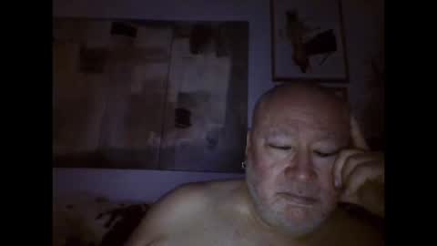 Snapshot of denboisvin2043 chatting on 10-12-25, 01:26 denboisvin2043 online show from 10-12-25, 01:26