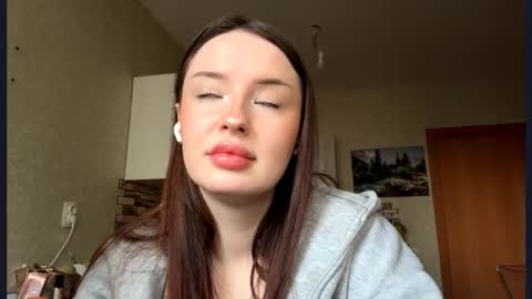 Annie online show from 12-22-25, 11:18