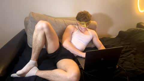 Deni online show from 05-18-26, 05:08