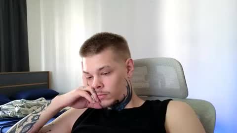 Snapshot of denis_here chatting on 06-10-26, 06:45 Denis online show from 06-10-26, 06:45