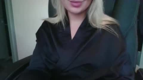 Snapshot of denise433470 chatting on 09-14-25, 01:10 denise433470 online show from 09-14-25, 01:10