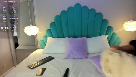 Snapshot of deniserichar chatting on 02-12-25, 04:01 Denise online show from 02-12-25, 04:01