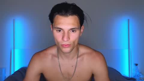 Snapshot of denlover chatting on 05-31-26, 04:47 Den online show from 05-31-26, 04:47