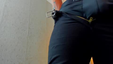 dennis_cox_ online show from 01-19-25, 06:21