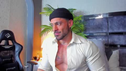 dennis_cox_ online show from 01-29-25, 10:37