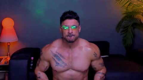 dennis_cox_ online show from 11-12-25, 01:11