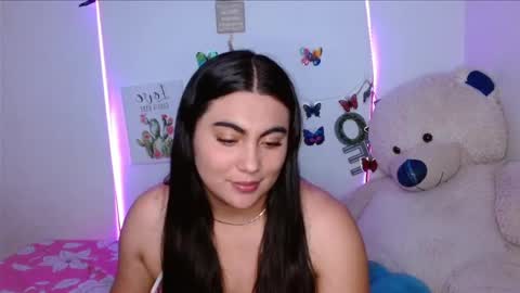 Snapshot of dennis_love_ chatting on 04-01-26, 03:29 rosse online show from 04-01-26, 03:29