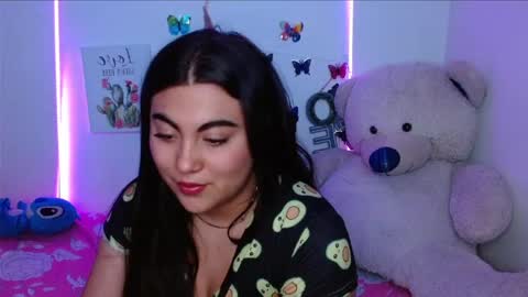 Snapshot of dennis_love_ chatting on 04-16-26, 04:24 rosse online show from 04-16-26, 04:24