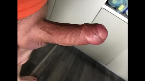 Snapshot of dennisamg chatting on 11-06-25, 05:47 Dennis online show from 11-06-25, 05:47