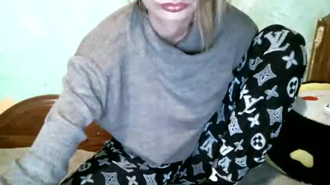 DennisXCarol online show from 10-18-25, 07:25