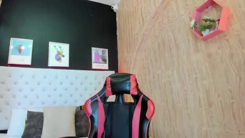 dennyzeans online show from 12-05-25, 11:30