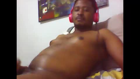 Snapshot of dentzo chatting on 05-05-26, 07:33 mastER blACK online show from 05-05-26, 07:33