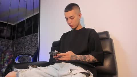 Dereck Boy online show from 04-05-26, 02:09