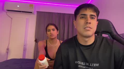 Snapshot of dereckbrownn chatting on 01-25-25, 04:45 Dereck online show from 01-25-25, 04:45