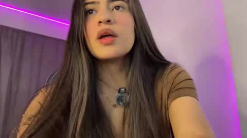 Snapshot of dereckbrownn chatting on 11-12-25, 10:30 Dereck online show from 11-12-25, 10:30