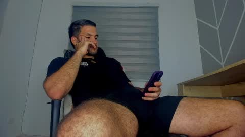 Snapshot of dereckhardd chatting on 04-11-26, 07:45 dereckhardd online show from 04-11-26, 07:45