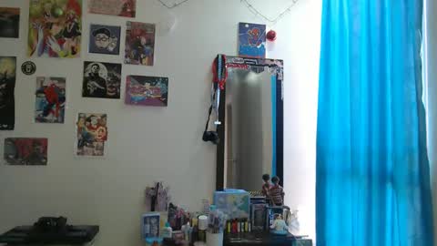 derek_44 online show from 02-04-26, 04:35