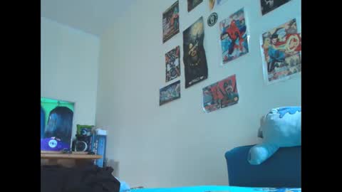 derek_44 online show from 06-04-26, 04:57