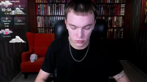 Snapshot of derek_banville chatting on 12-03-25, 07:45 Derek online show from 12-03-25, 07:45