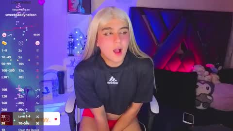 derek grey online show from 11-18-25, 11:26