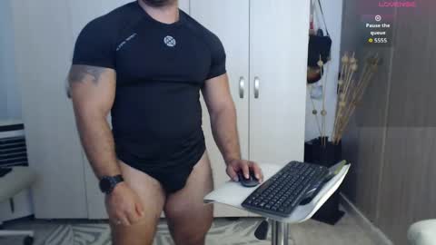 Snapshot of derek_group chatting on 05-29-26, 11:36 Derek online show from 05-29-26, 11:36