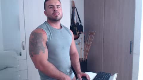 Snapshot of derek_group chatting on 07-08-26, 01:59 Derek online show from 07-08-26, 01:59