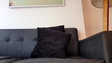 Snapshot of derek_stud_ chatting on 01-10-25, 05:02 Derek independent model online show from 01-10-25, 05:02