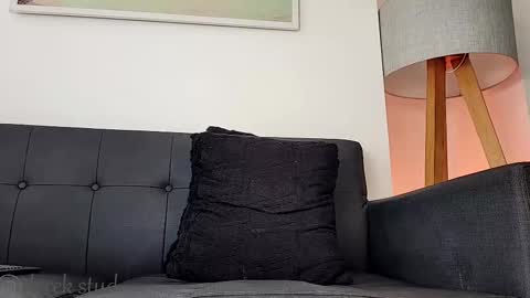 Snapshot of derek_stud_ chatting on 03-09-25, 05:28 Derek independent model online show from 03-09-25, 05:28