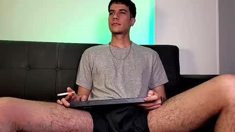 Snapshot of derek_stud_ chatting on 12-16-25, 04:06 Derek independent model online show from 12-16-25, 04:06